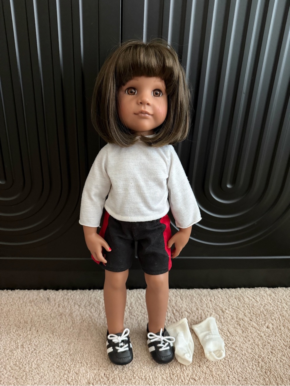 FAO Schwarz Gotz Doll Claudia Hispanic Girl 18" Toy Collectible 2011 Rare VHTF